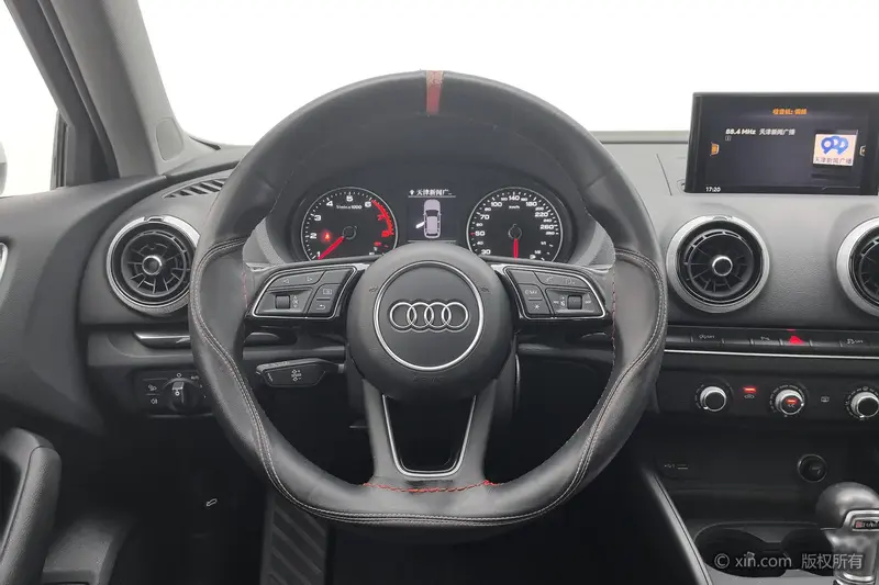 Audi A3 — фото 9
