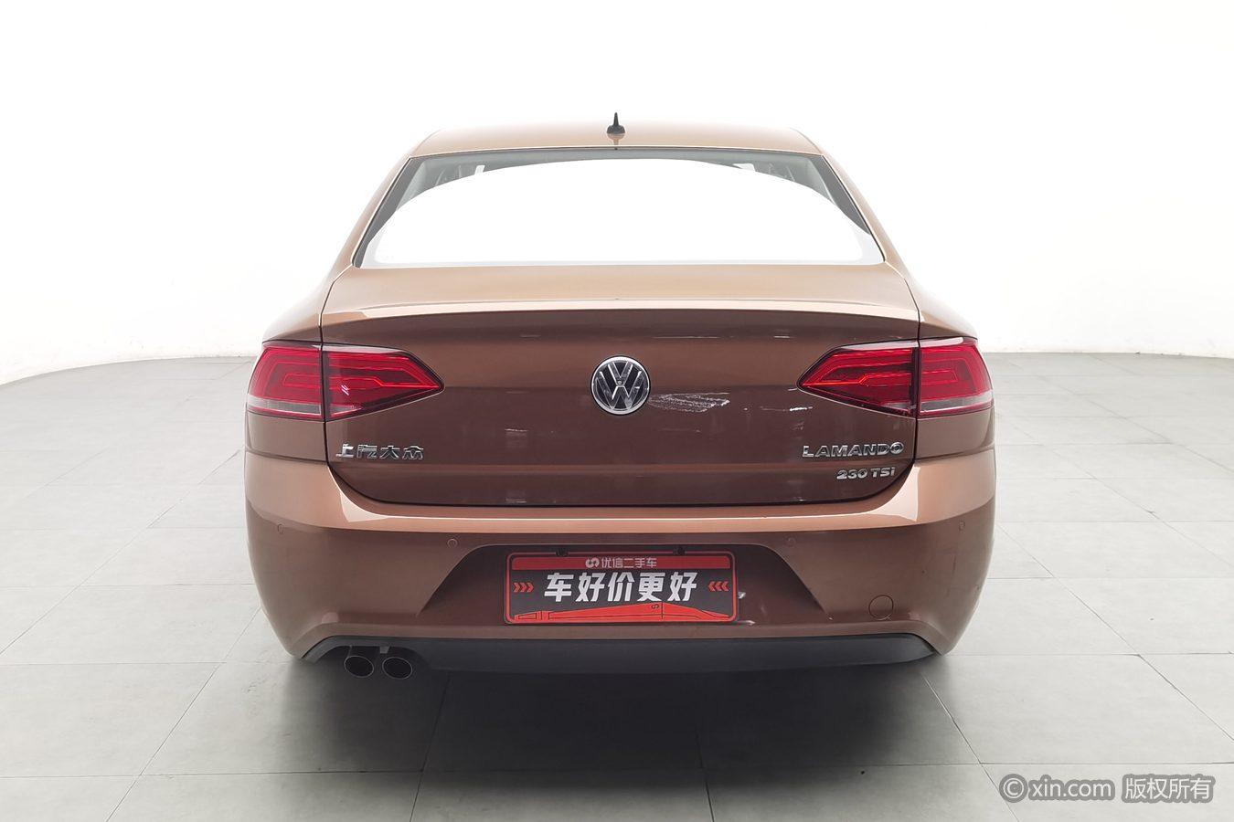Volkswagen Lamando 2017 230TSI DSG