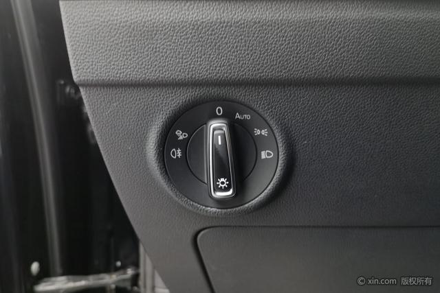 Volkswagen Tiguan L 2024 330 TSI 2 WDR-Line — фото 16