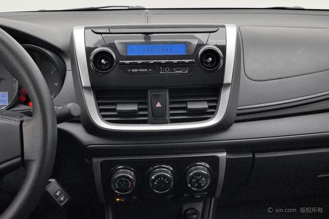 Toyota Vios 2019 1.5 L MT — фото 11