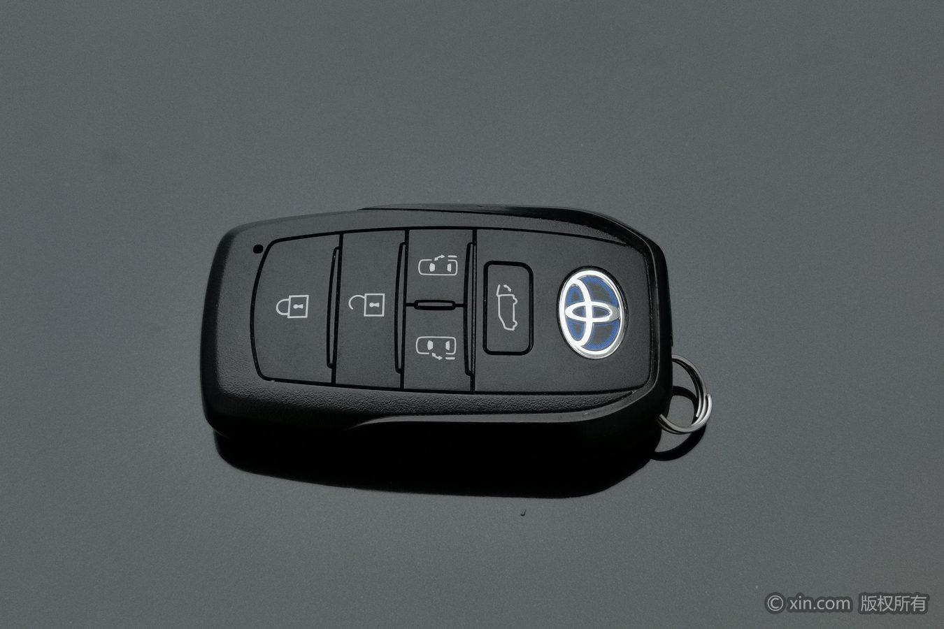 Toyota Saina id 4437743 из Китая 19