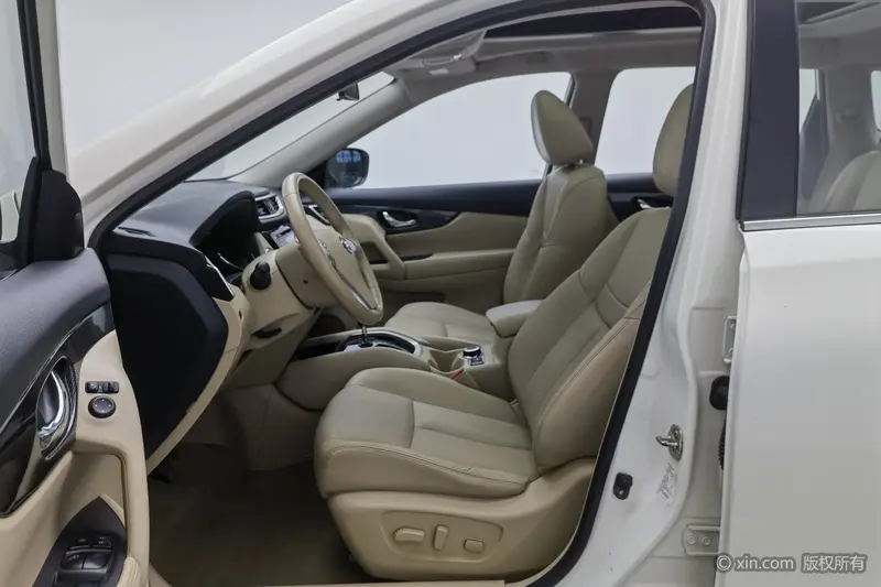 Nissan X-Trail — фото 12