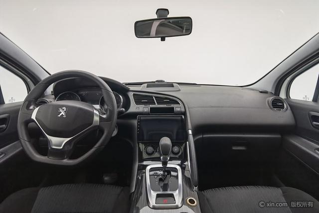 Peugeot 3008 2015 2.0 L AT — фото 11