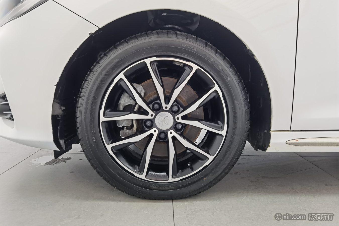 BYD Song MAX MAX 2017 1.5T AT Elite 7 мест