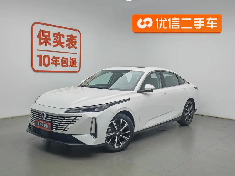 Changan 1.5 T DCT Flagship