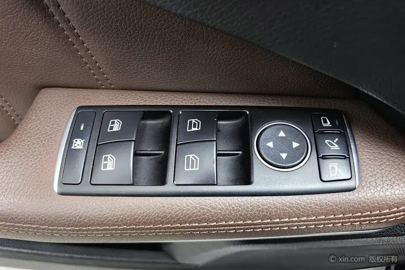 Mercedes-Benz E-Class E 320 L 4MATIC — фото 17