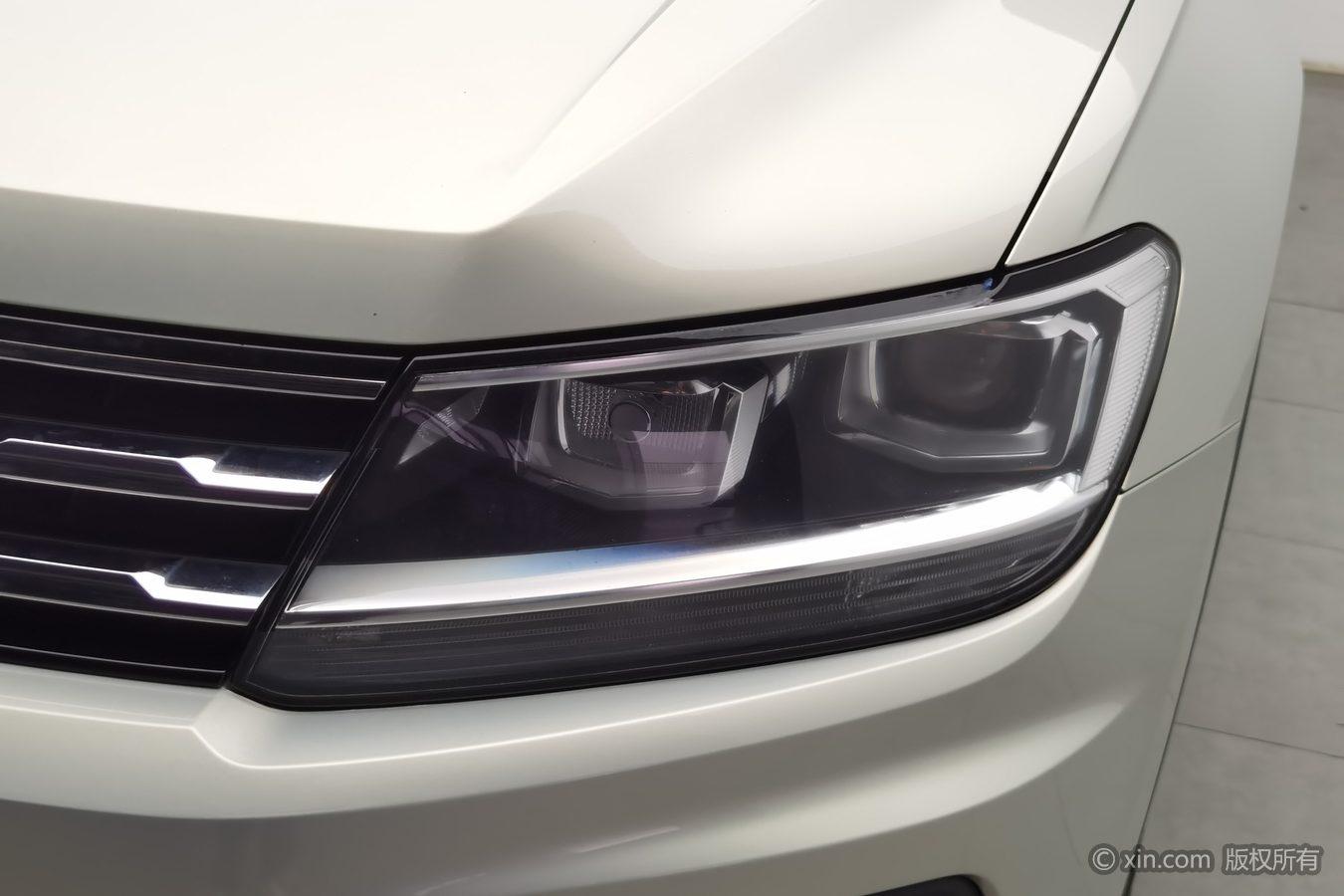 Volkswagen Tiguan L L 2018 330TSI AT Luxury