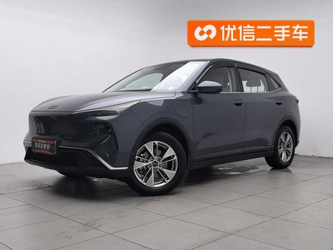 Bestune Yueyi 03