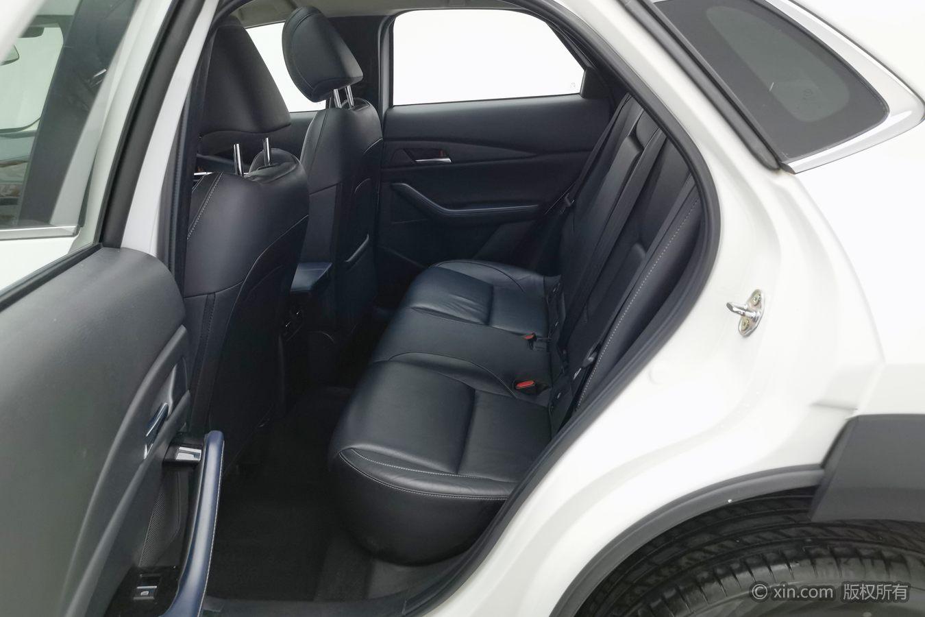 Mazda CX-30 2020 Белый из Китая, фото 2