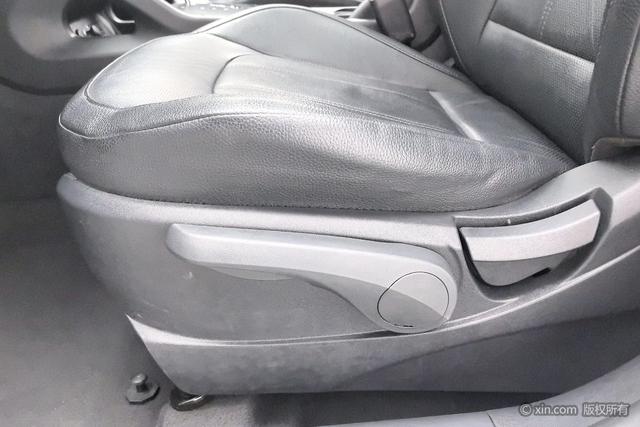 Hyundai ix35 2015 2.0 L AT 2 WD V — фото 18