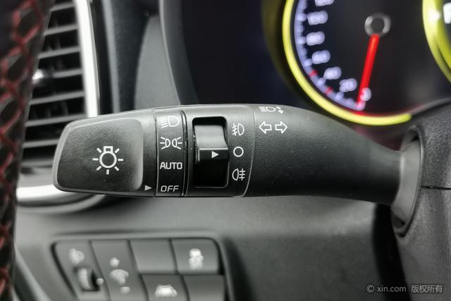 Kia KX5 2021 1.6 T AT 2 WD — фото 16