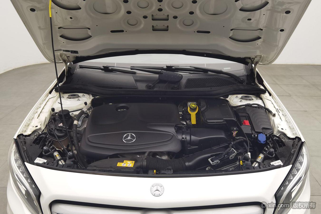 Mercedes-Benz GLA 2016 GLA 200 Fashion