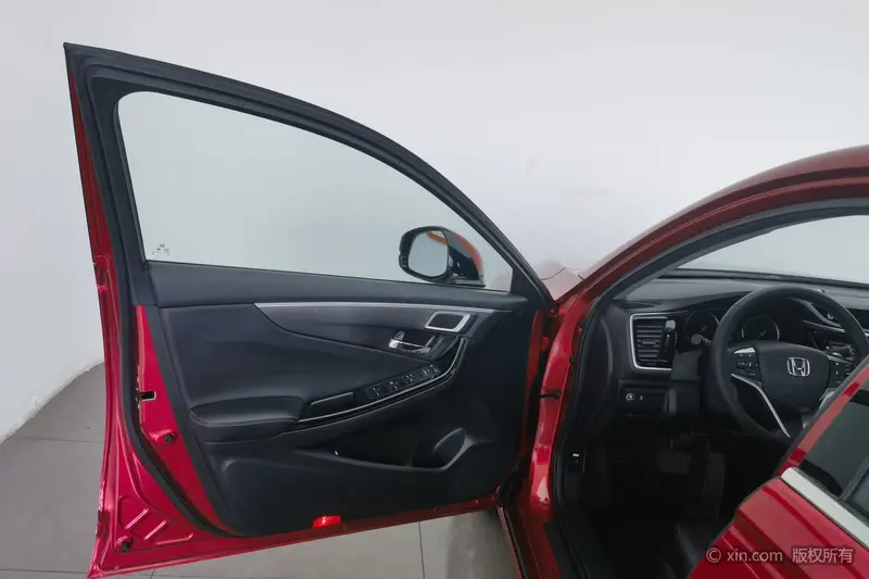 Honda Spirior — фото 16