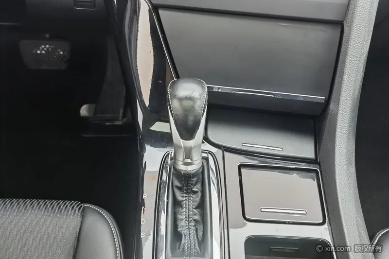 Honda Spirior — фото 10