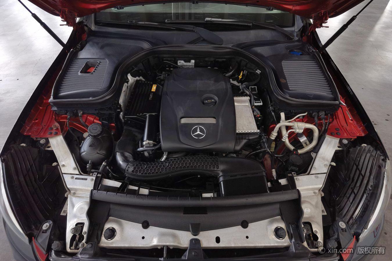 Mercedes-Benz GLC 2018 GLC 260 4MATIC Luxury