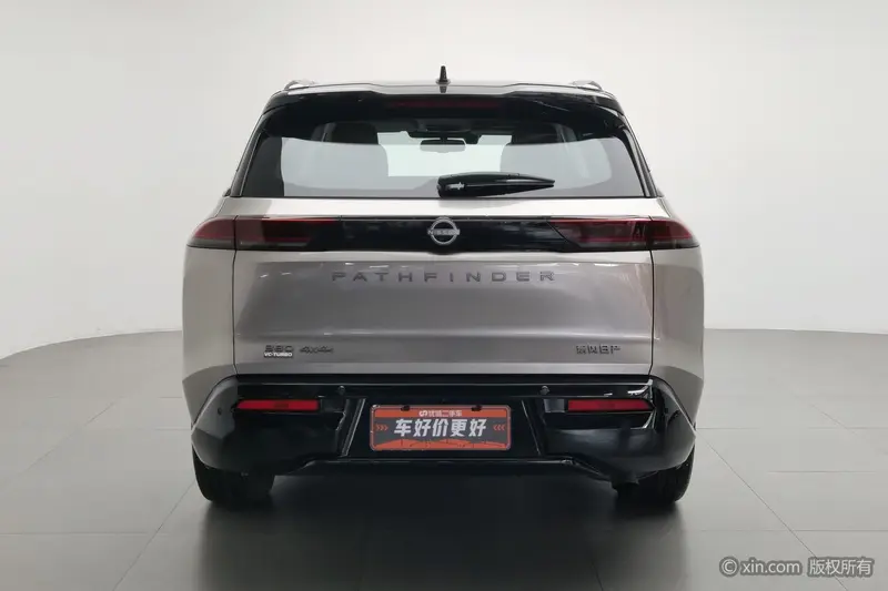 Nissan Pathfinder — фото 3