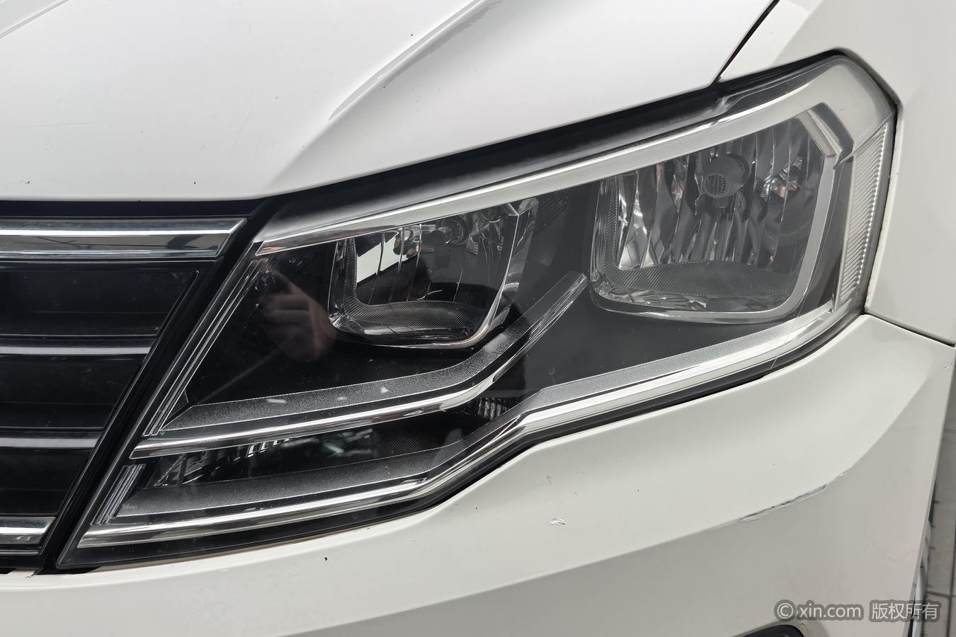 Volkswagen Jetta 2017 1.5L AT Fashion