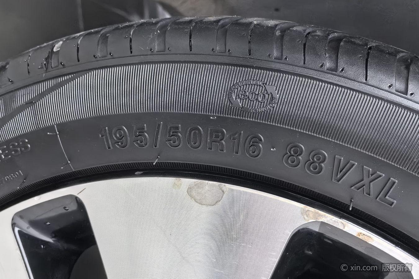 Kia K2 2012 1.6L AT Premium