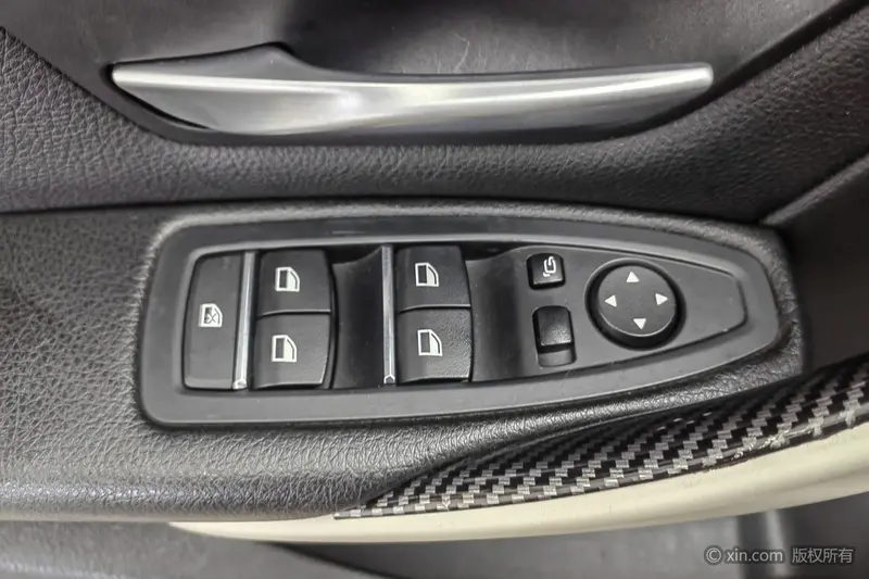 BMW 3 Series 320i стиль — фото 18