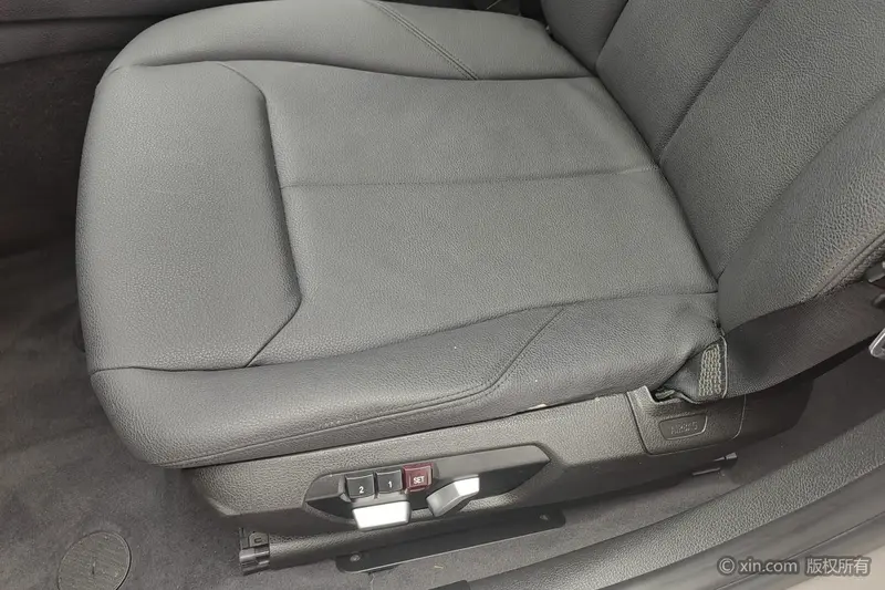 BMW 3 Series 320i стиль — фото 13