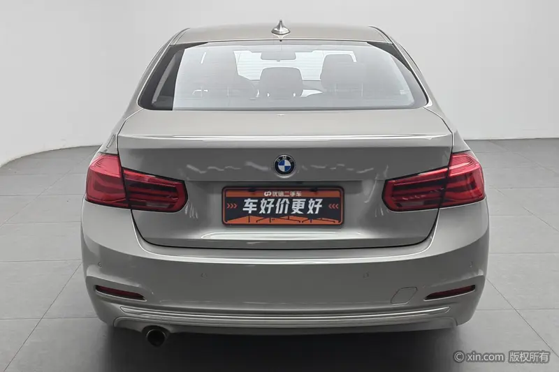 BMW 3 Series 320i стиль — фото 3