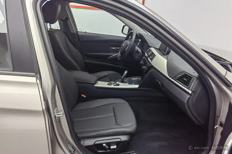 BMW 3 Series 320i стиль — фото 14