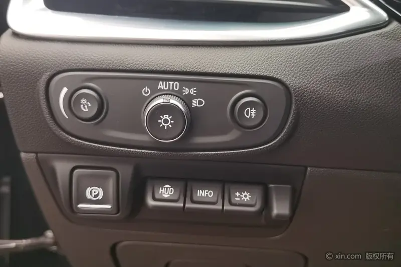 Buick Enclave — фото 11