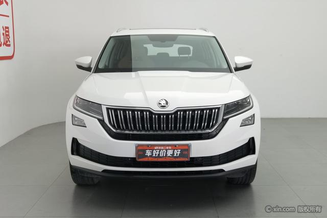 Skoda GT 2019 TSI 330 2 WD VI — фото 2