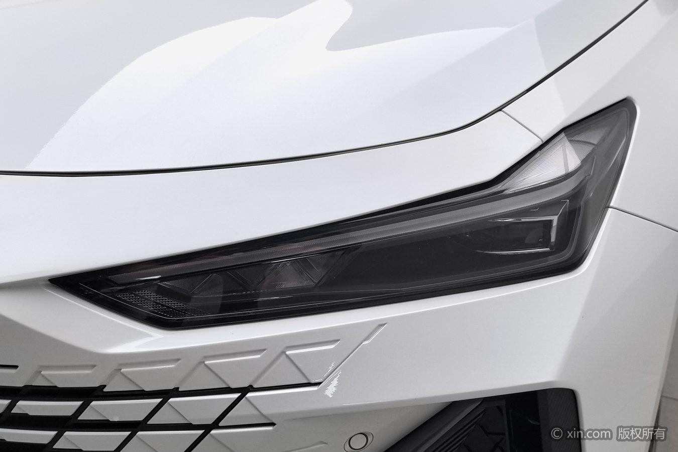 Changan UNI-V iDD 2023 iDD 113km