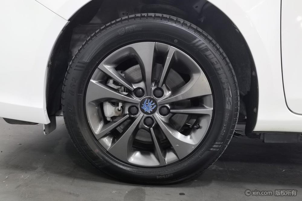 BYD Qin DM, фото 8