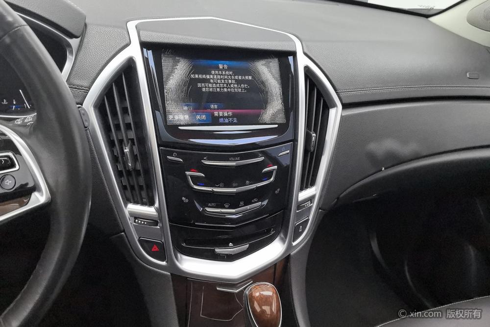Cadillac SRX, фото 8