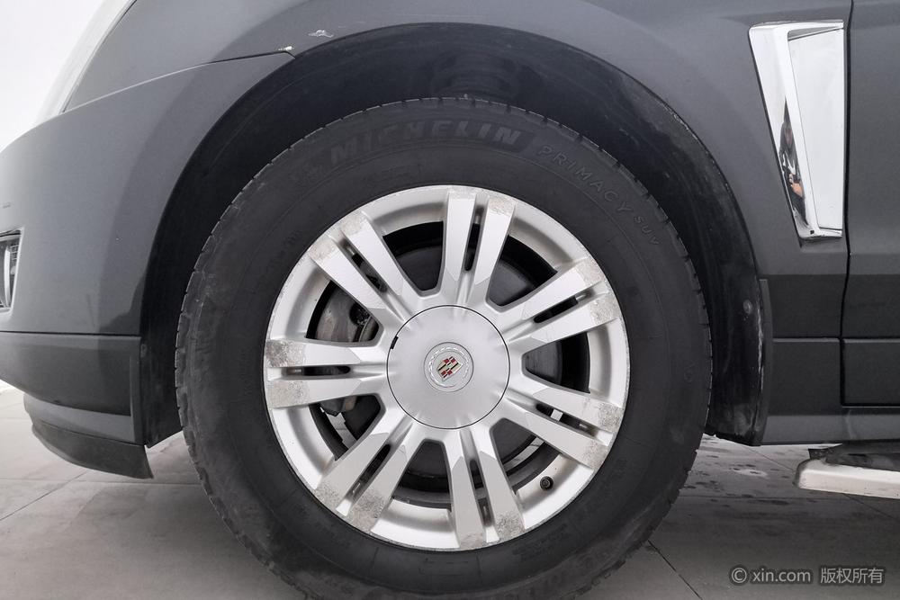 Cadillac SRX, фото 10