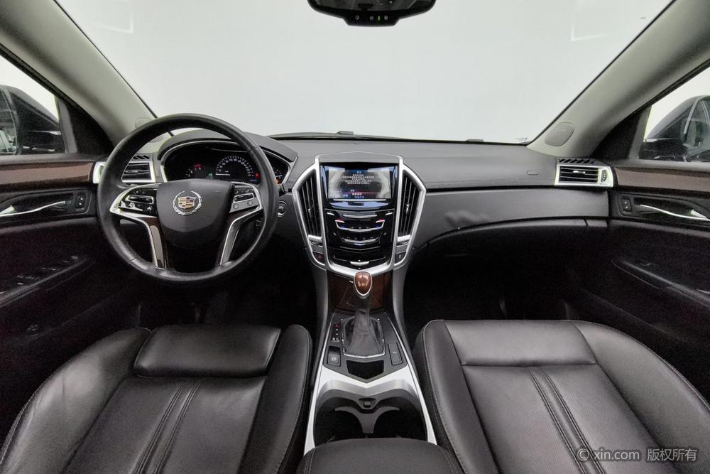 Cadillac SRX, фото 12