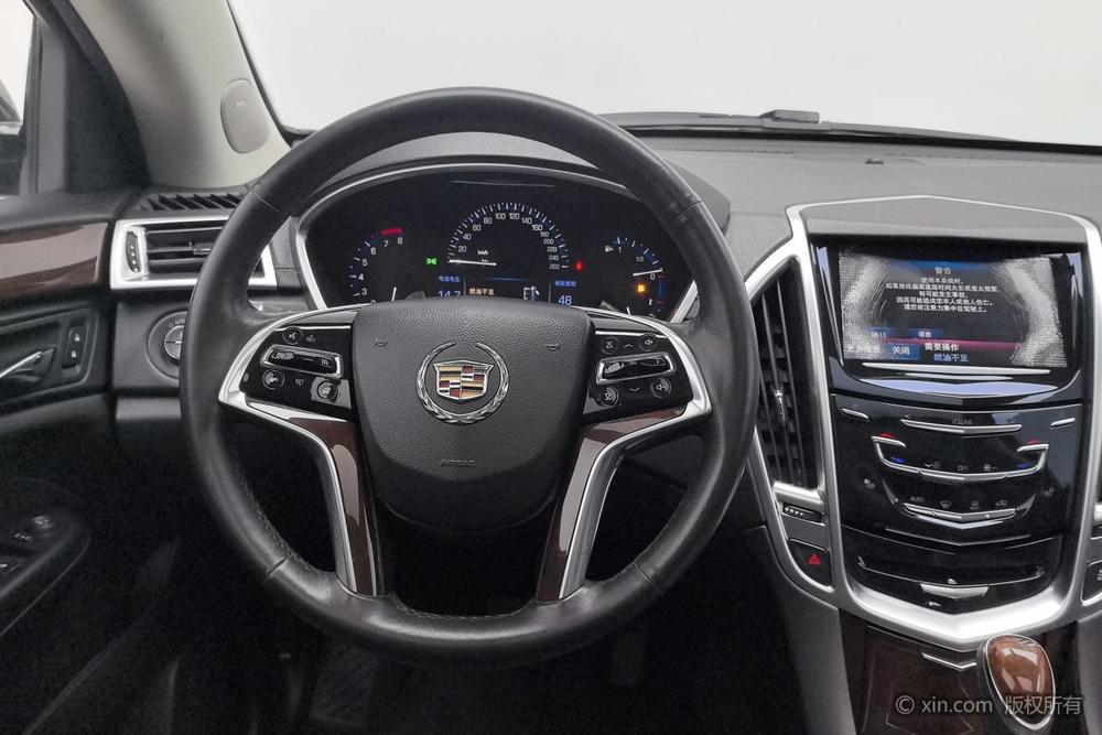 Cadillac SRX, фото 13