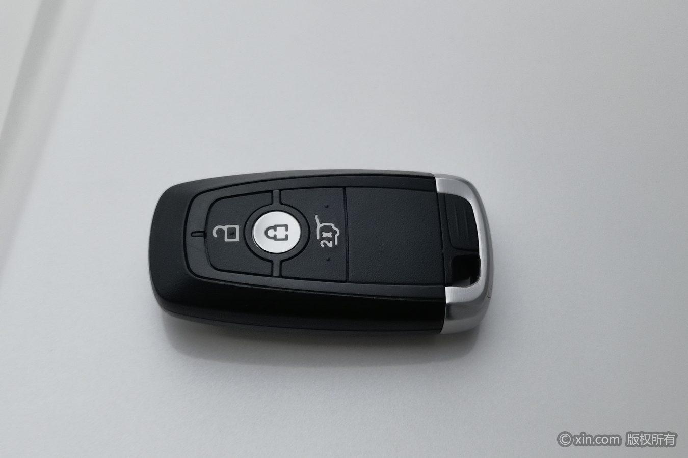 Ford Explorer id 4437970 из Китая 17