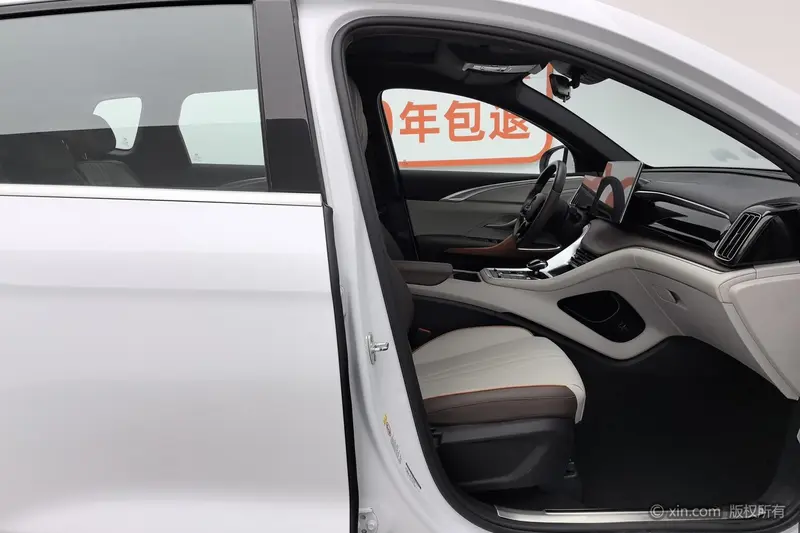 BYD Song Pro DM-i 51km Premium — фото 12