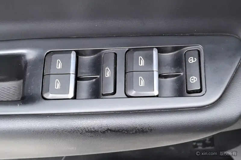 Geely Emgrand GS — фото 16