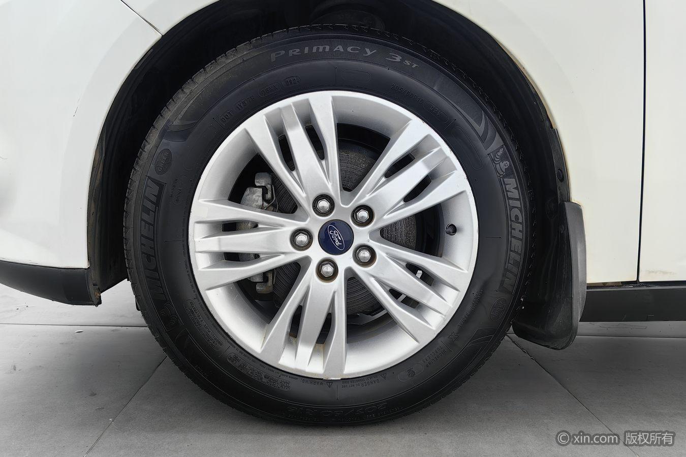 Ford Focus 2012 1.6L AT Comfort