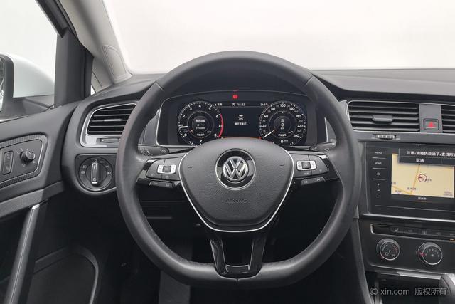 Volkswagen Golf 2020 280 TSI DSGLuxury — фото 15