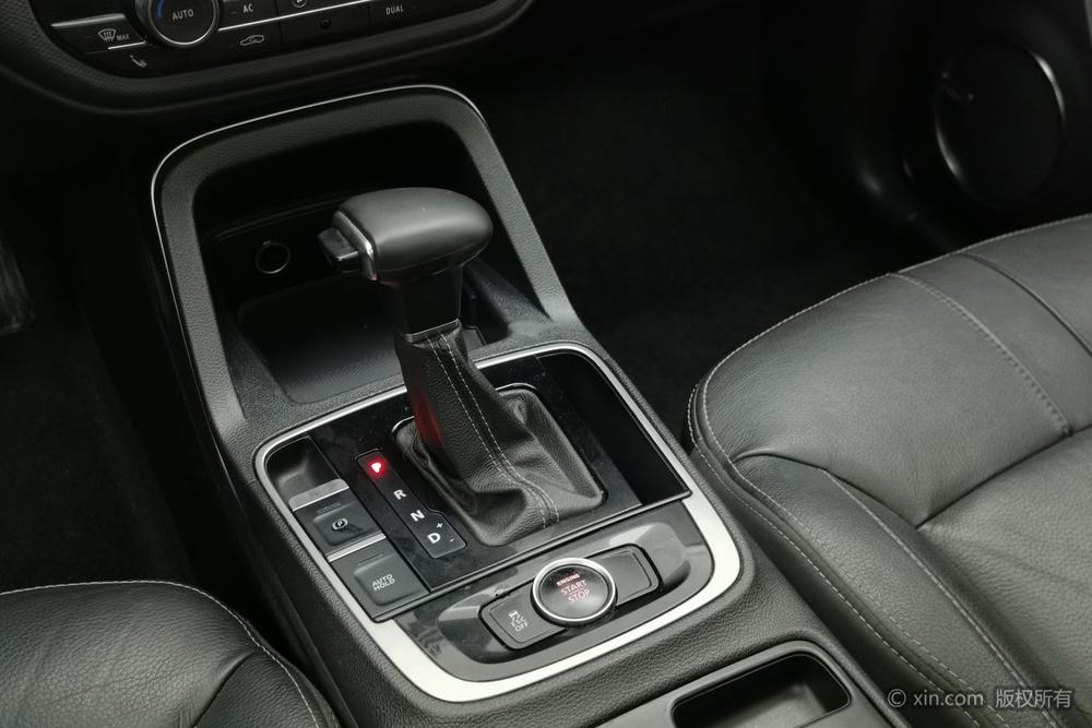 Qoros 5, фото 15