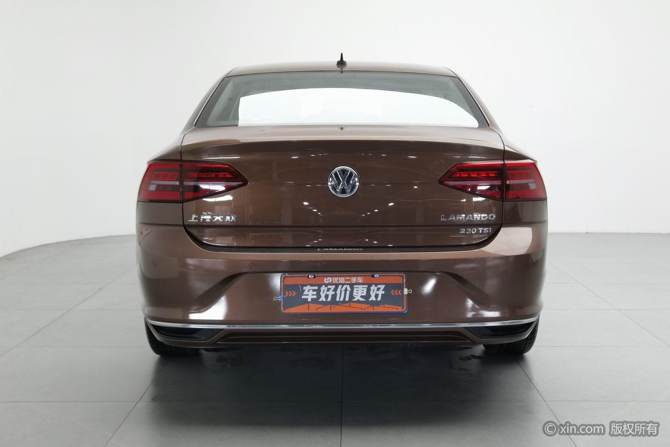 Volkswagen Lamando 2019 230TSI MT V