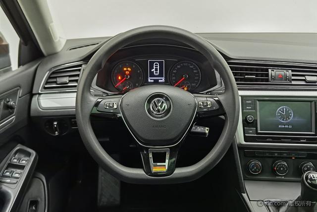 Volkswagen Lamando 2019 230 TSI MT V — фото 14