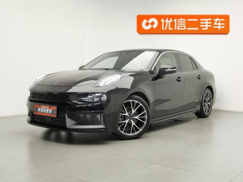 Lynk & Co 03
