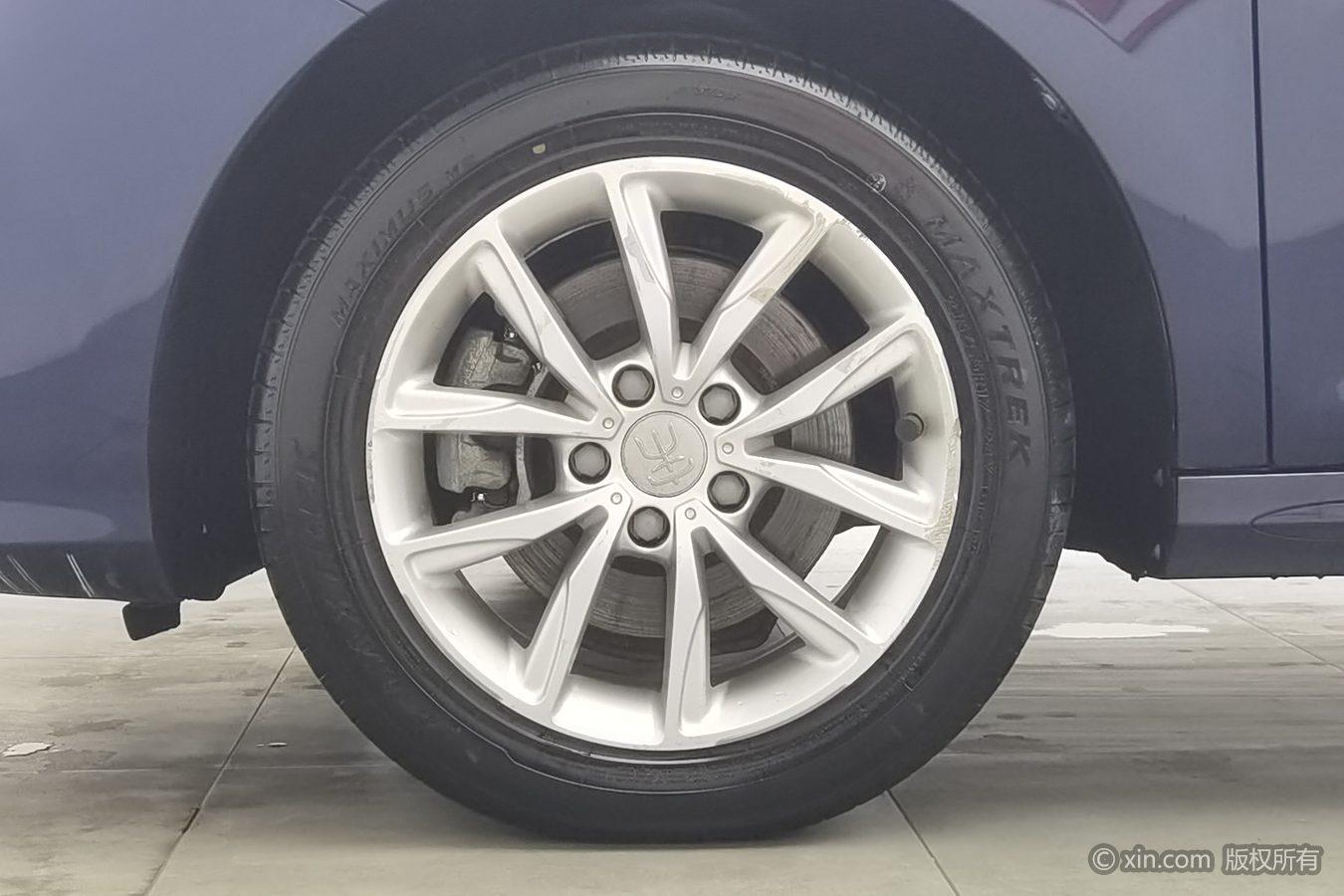BYD Song MAX MAX 2019 1.5T MT 6 мест VI
