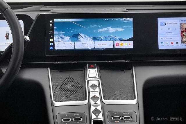 Haval Xiaolong Max — фото 12