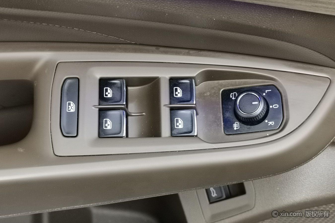 Volkswagen Passat id 4510853 из Китая 11