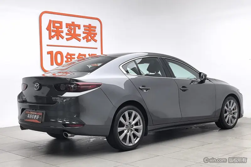 Mazda 3 Axela — фото 4