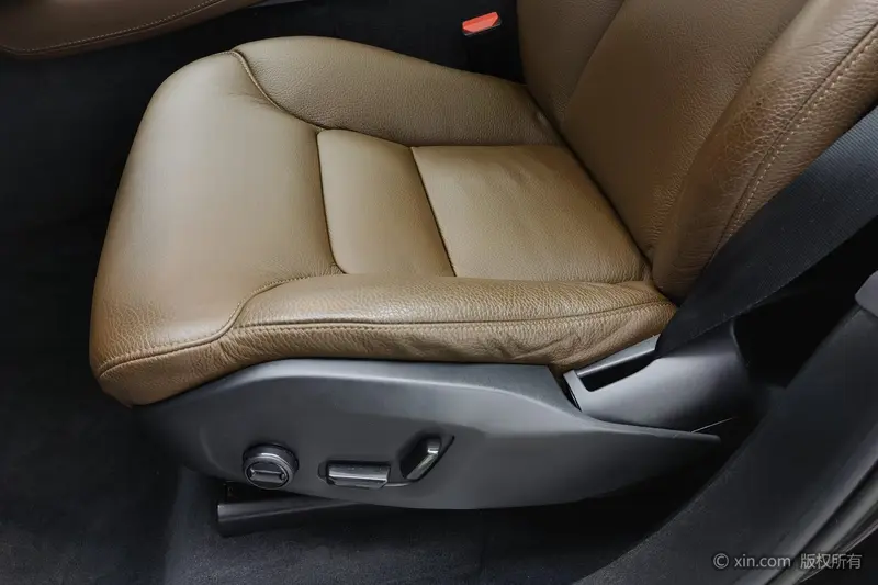 Volvo XC 90 B 6 Luxury 7 — фото 13