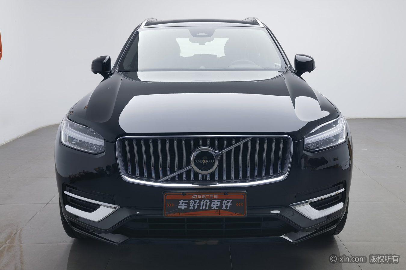 Volvo XC90 2023 B6 Luxury 7 мест