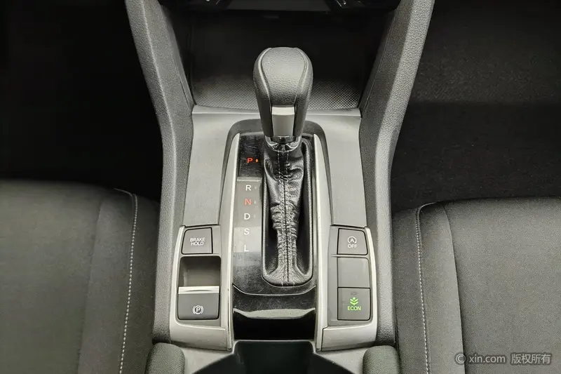 Honda Civic — фото 10